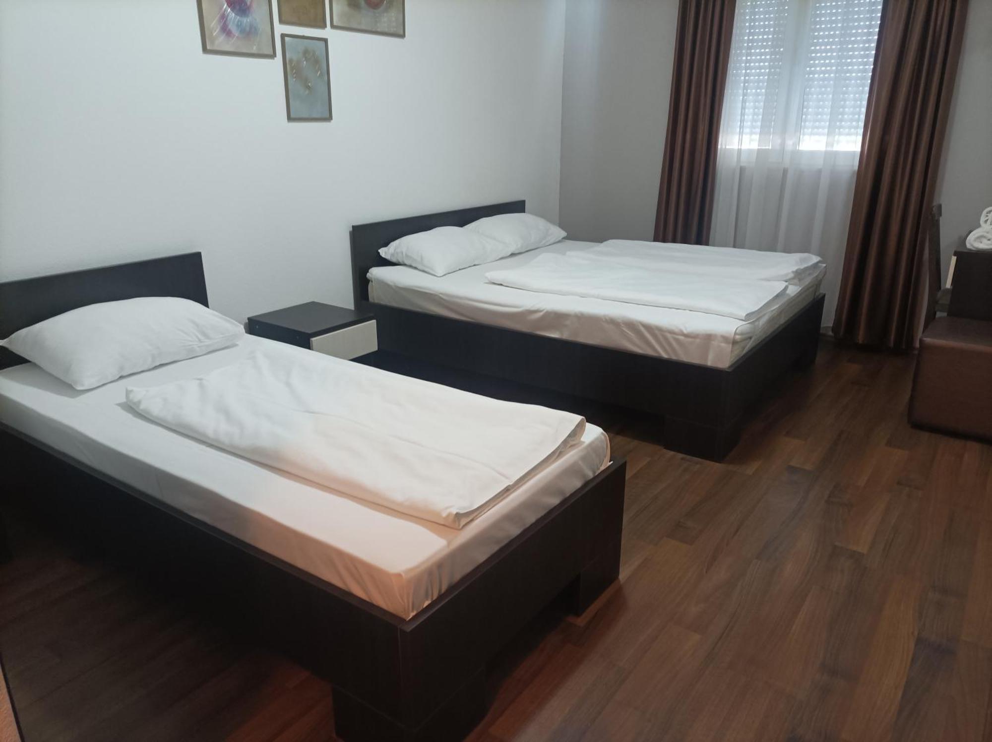Hotel Storia ชาพลินา ภายนอก รูปภาพ