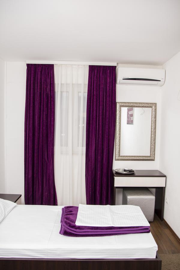 Hotel Storia ชาพลินา ภายนอก รูปภาพ