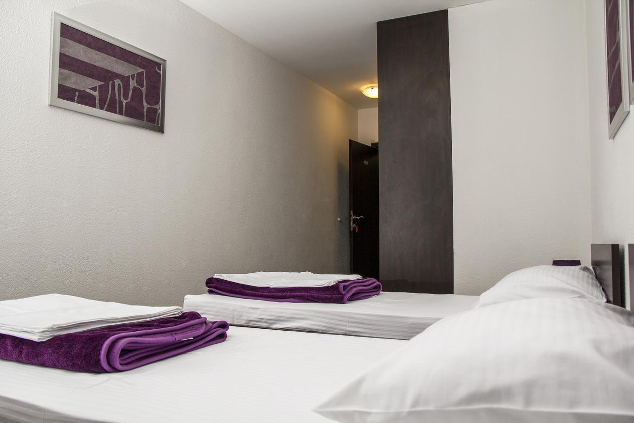 Hotel Storia ชาพลินา ภายนอก รูปภาพ